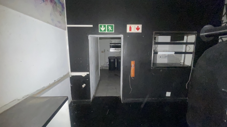 To Let commercial Property for Rent in Gardens Western Cape